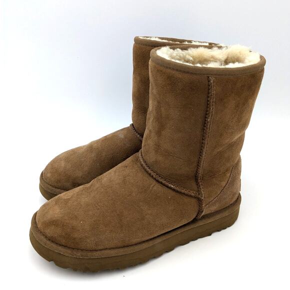 UGG Classic Short II Women's Boots Mid-Calf Sheepskin Chestnut Size US6 EU37 - Picture 1 of 16